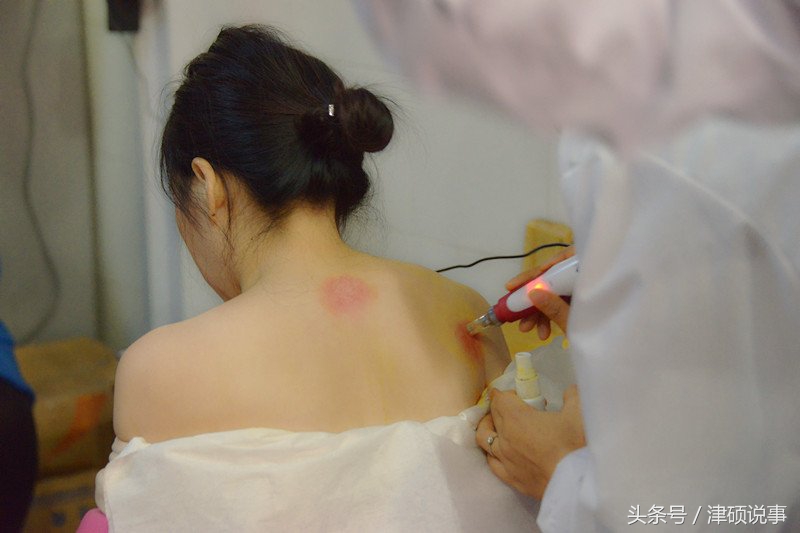 苗寨里的稀奇事：苗医诊治疯癫孕妇的离奇而真实的故事！（配图）