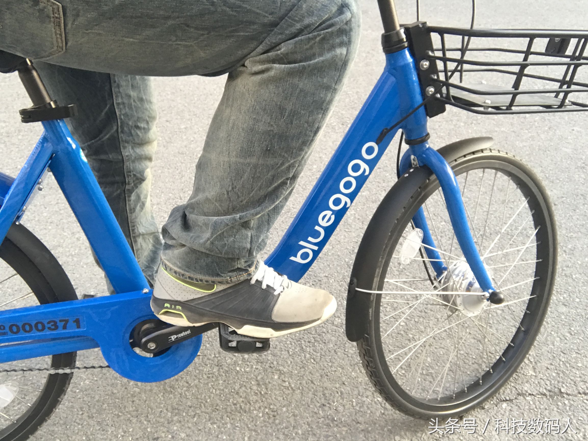 智能骑行的一股新血液——小蓝单车体验实感