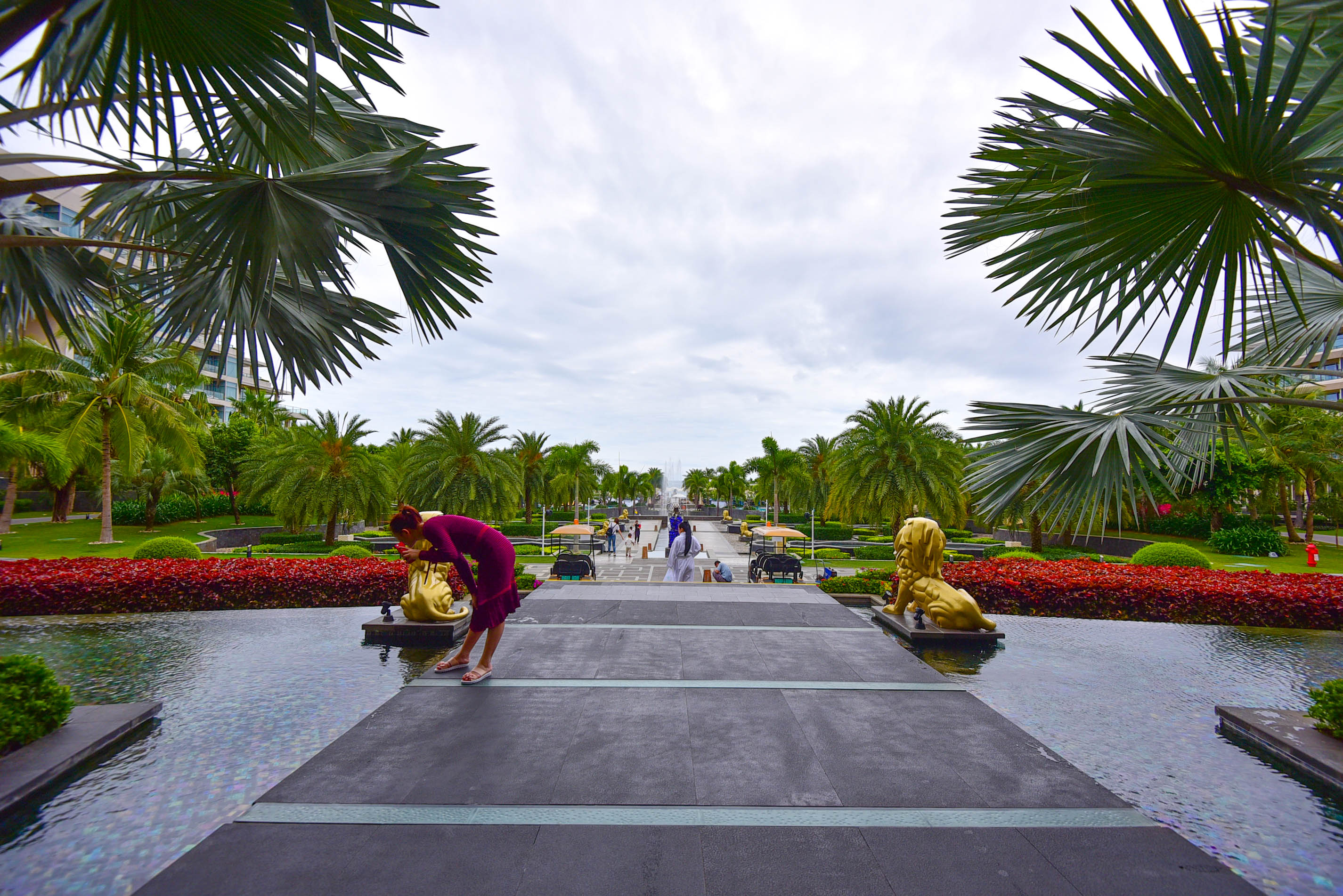 那片天空那片海这里的美人鱼不会游泳