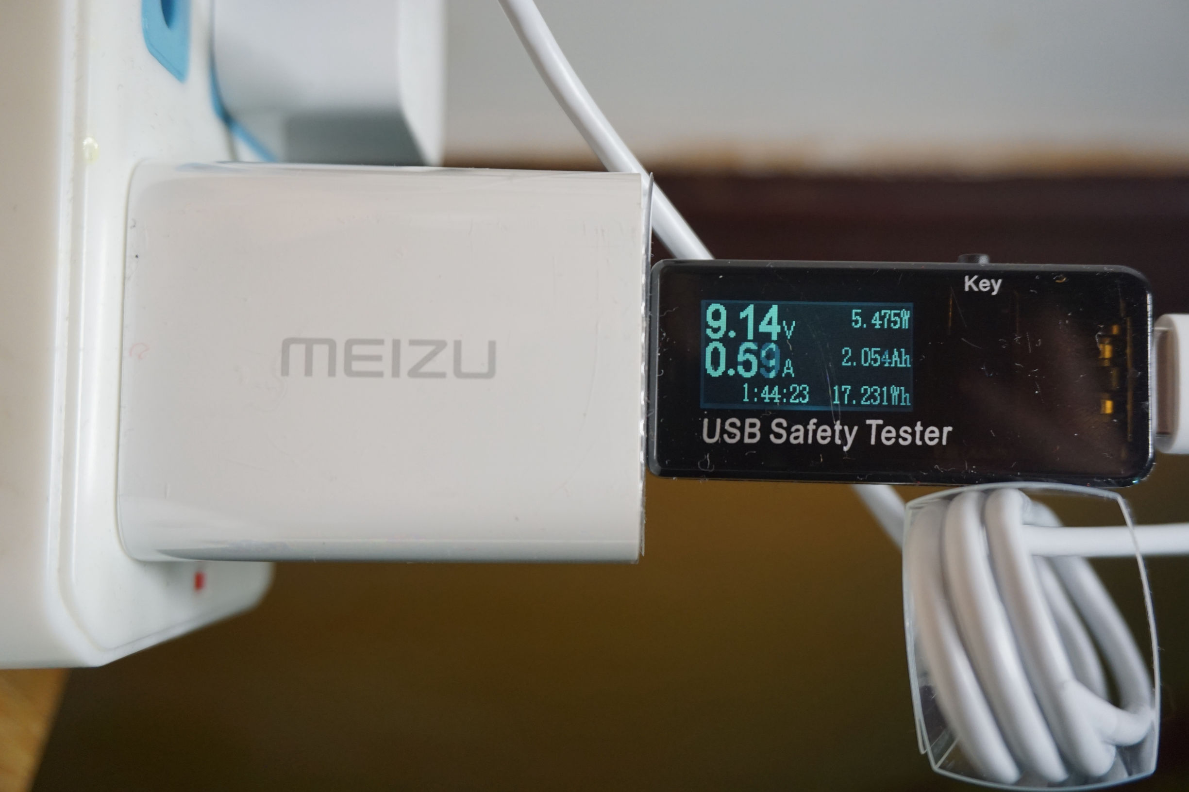 魅蓝5S金色手机怎么样,魅蓝5s手机评测视频