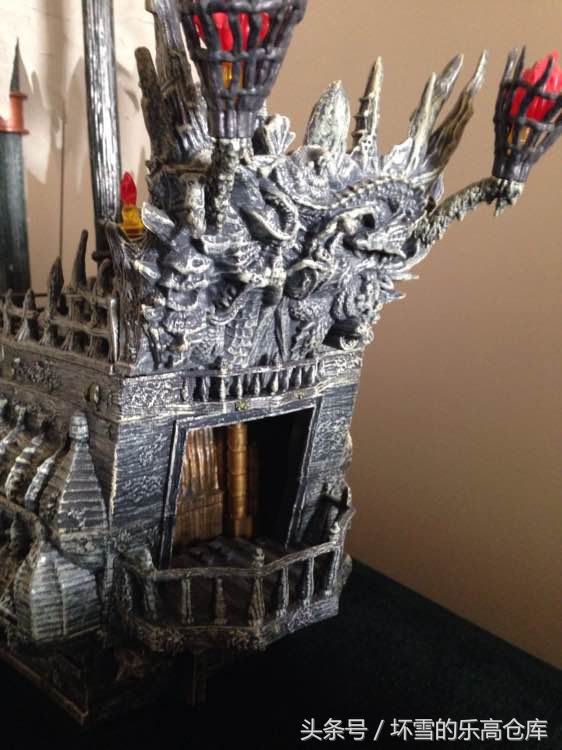 加勒比海盗乐高对比,加勒比海盗和飞跃地平线