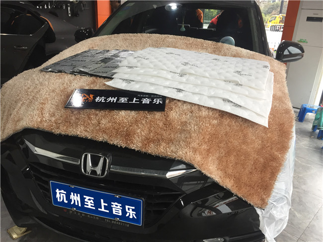 本田缤智跑高速是不是噪音超级大,缤智1.5和1.8哪个发动机噪音大