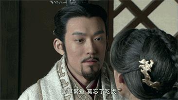 她40岁离婚，剃光头，爆粗口，却在娱乐圈里活得比谁都肆意！