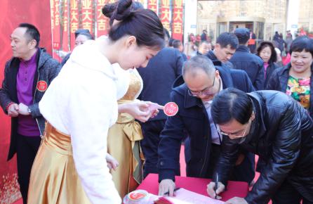 “不满意就砸掉”，第五代家装“家天下”颠覆传统落户冰城