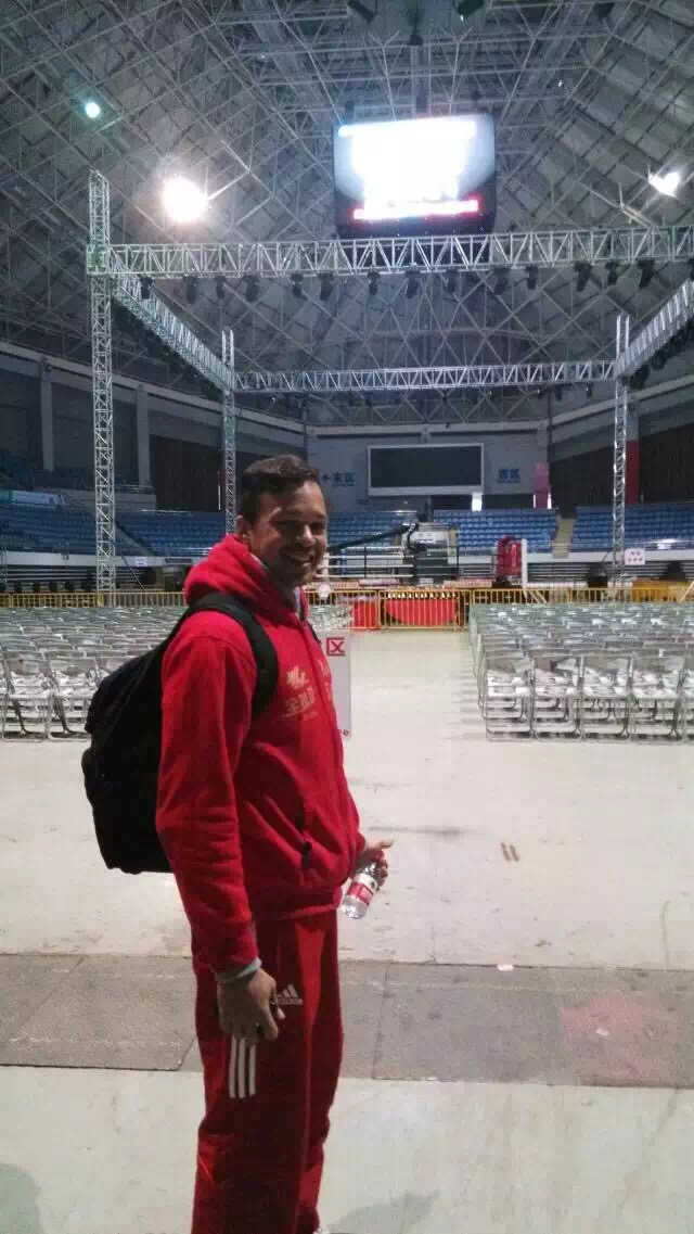 邱建良谈恋爱视频,邱建良谈恋爱过程