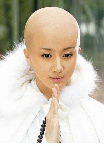 真正剃光头的女星,真剃光头的女明星