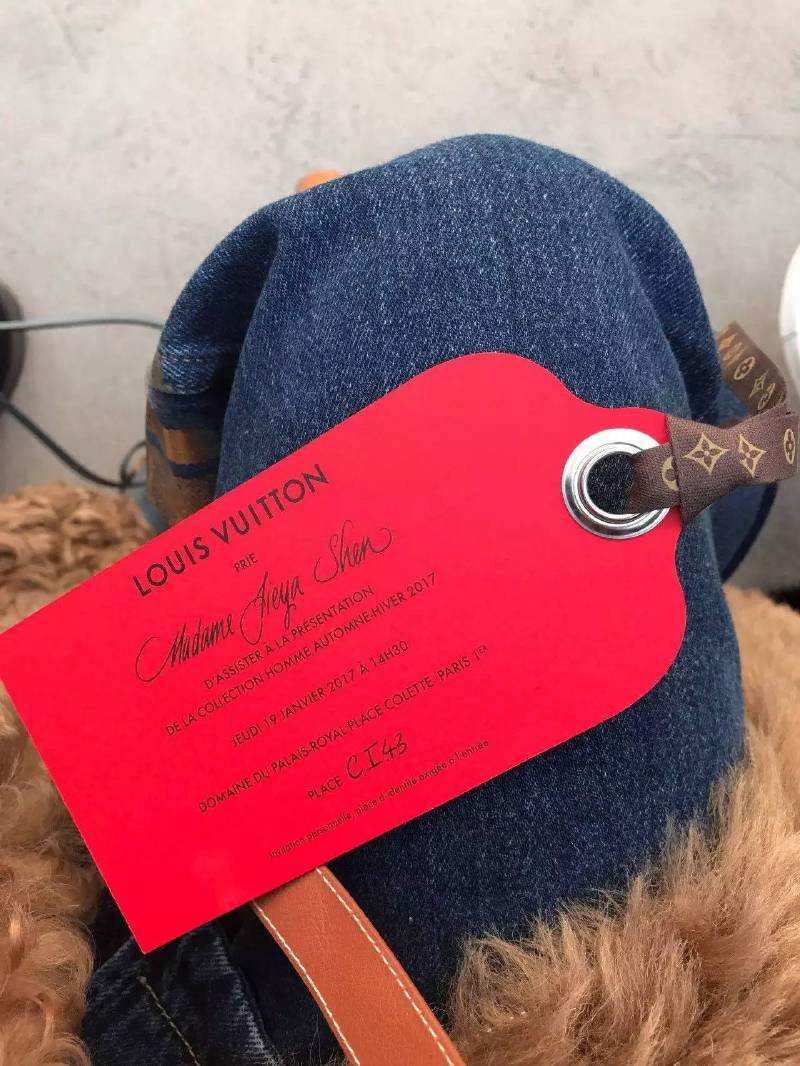 不是白浅夜华而是LVxSupreme