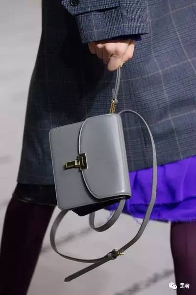 valentino2021秋冬时尚系列,valentino秋冬系列