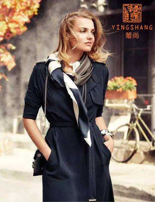 爱马仕女士丝巾系法,女士衬衣丝巾怎么系