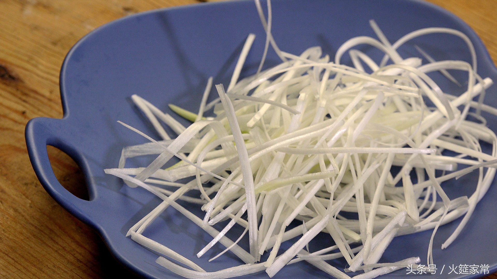 烧排骨烧糊的锅咋处理,糊锅排骨怎么做好吃