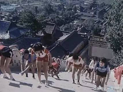 跟着山西太原第一部彩色故事片，穿越回1982年的三晋大地