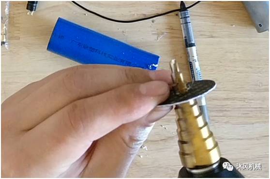手电钻制作打磨神器,diy小型打磨机制作过程