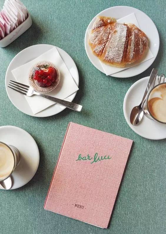 布达佩斯大饭店深度解析,布达佩斯最贵酒店