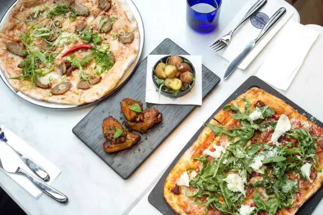 单身狗慎入!在上海,小伙谈恋爱要带女朋友去做……