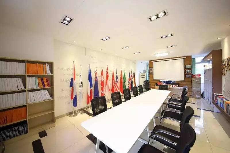 广州学校最新事件,广州教育部最新发布消息