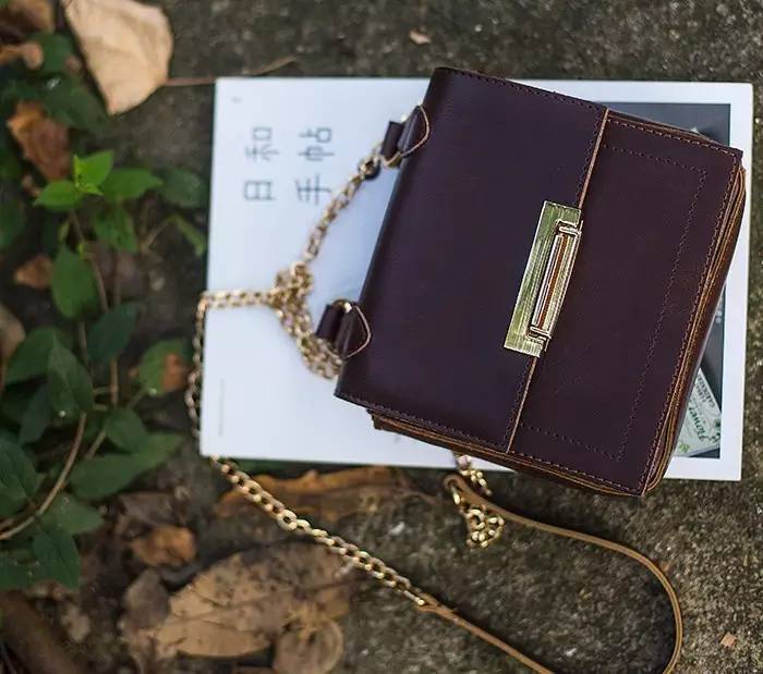 淘宝有哪些好看的包包店铺,淘宝好看又便宜的品牌包包