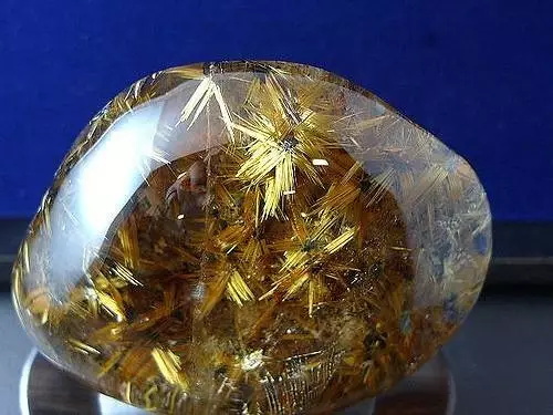 钛晶：“水晶之王”，不但招财还辟邪，你了解吗？