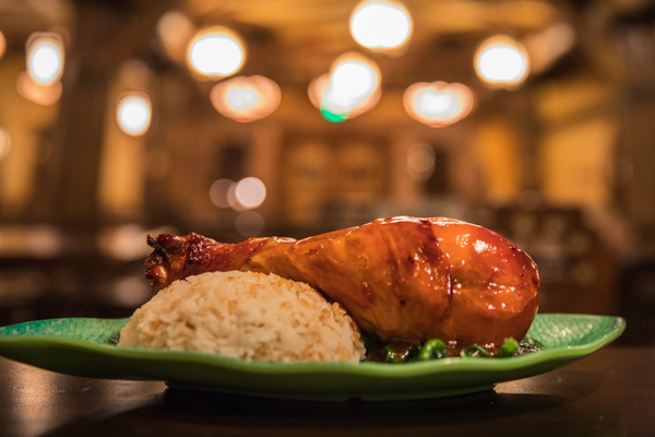 上海迪士尼乐园吃什么比较划算,上海迪士尼酒店住宿攻略