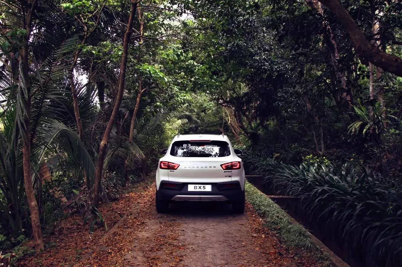 宝沃BX5国内首试为何比奥迪Q3开起来更加得心应手