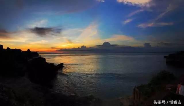 体验过你从未体验过的情感,体验你没体验过的人生