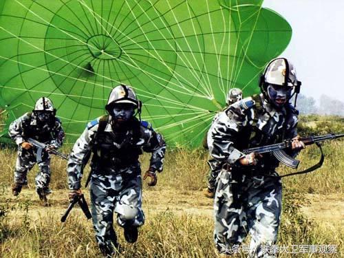 空降兵伞降操作方法练习,空降兵降落伞什么原理