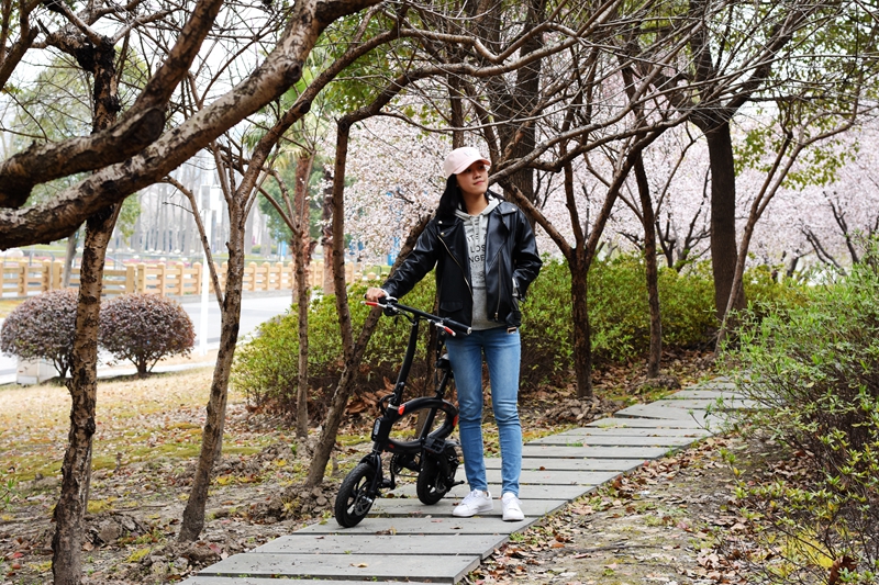 城市代步新选择,城市出行新选择