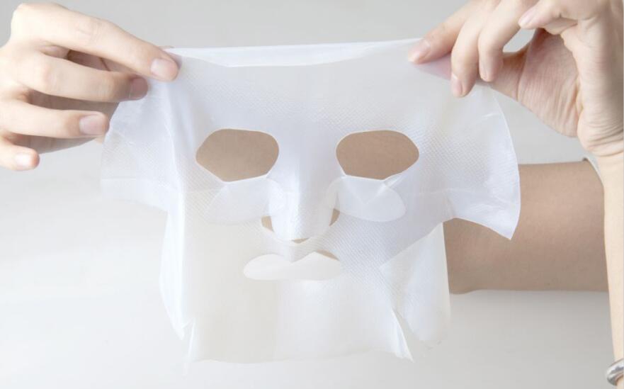 护肤品涂得越多效果越好吗,护肤品涂抹几层最有效