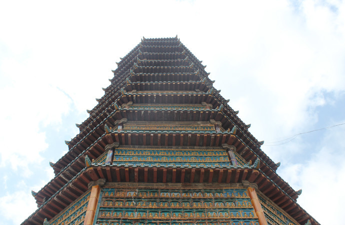 五台山狮子窝七层舍利琉璃塔,五台山最高的塔