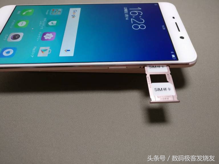 oppor9测评充电,充电五分钟通话两小时的oppo手机