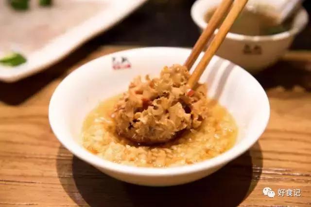 绣球菌成精了!280天的等待,唇齿相依的一刻,你会爱上她吗?