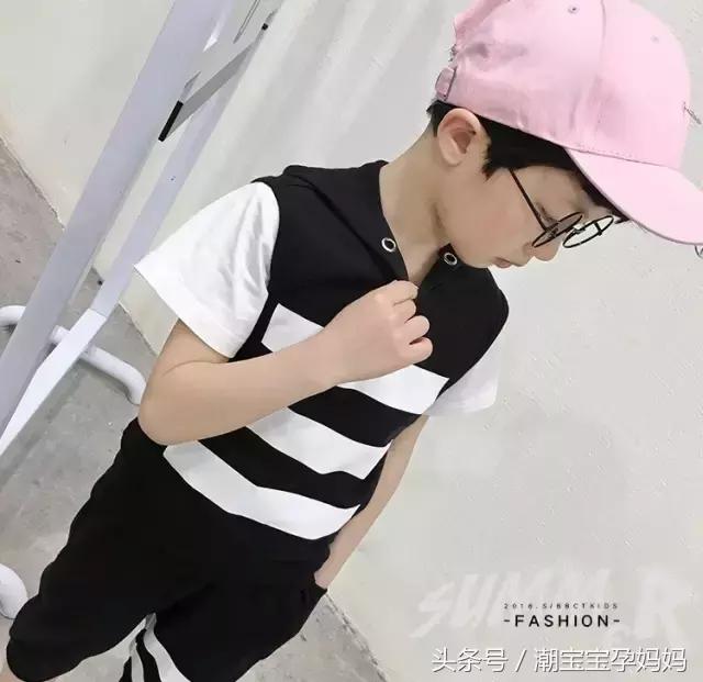 短袖t恤男孩夏季青少年潮牌渐变,男宝夏季2023新款爆款短袖