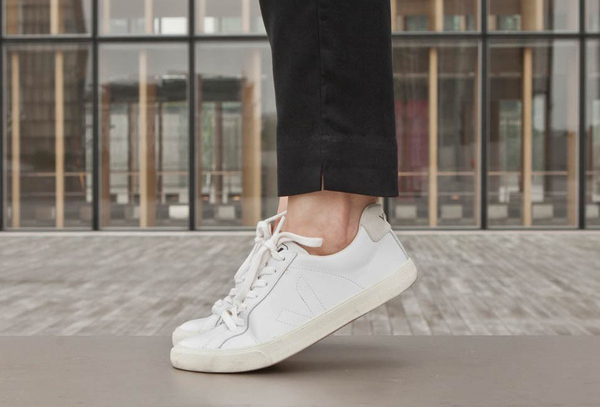 好看不容易撞款的鞋,好看又不耐磨的鞋