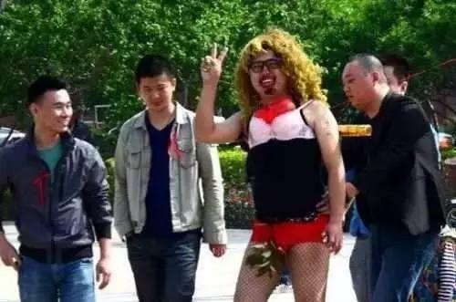 在婚礼上遇到过哪些奇葩的事,婚礼那些奇葩搞笑的事