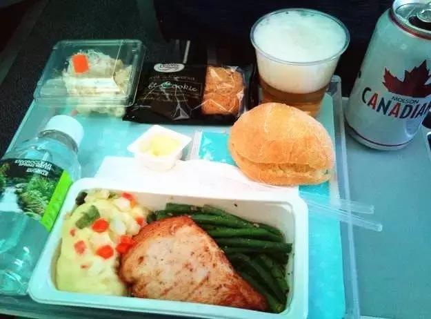 阿联酋航空为什么这么土豪,阿联酋航空为什么这么有钱