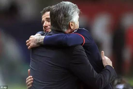 如果你的男朋友是球迷,如果你的男朋友是个足球迷