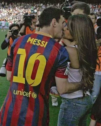 如果你的男朋友是球迷,如果你的男朋友是个足球迷