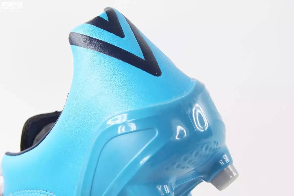 袋鼠皮和超纤皮区别,袋鼠皮和织物面料对比