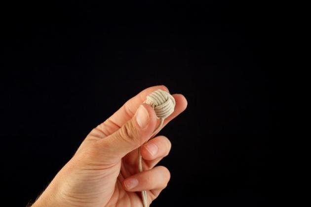 足球手工挂饰制作,足球编织绳