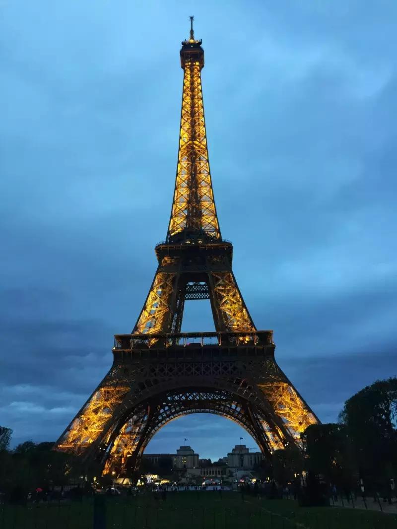 思潮英文：Yolanda访谈-做腐国旅游达人是怎样一种体验？