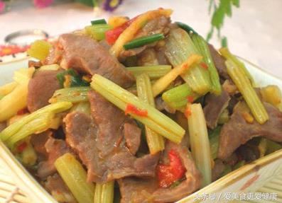 做什么菜能治失眠 (治疗失眠的菜)