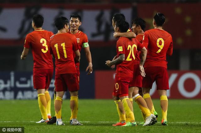 国足1-10惨败,国足0-1憾败韩国集锦