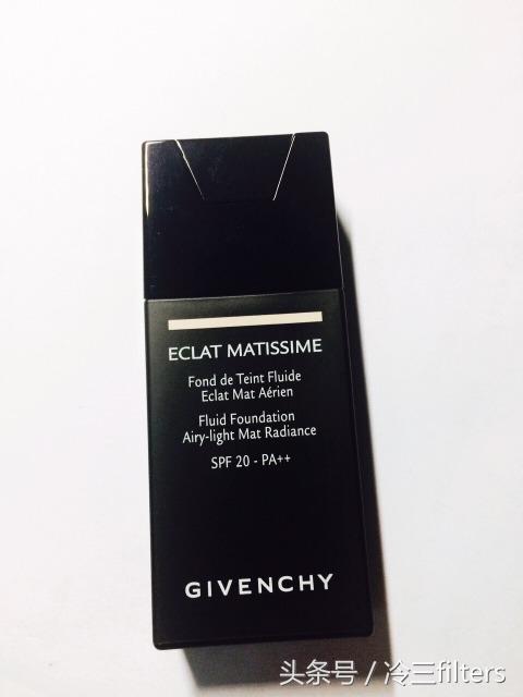 美宝莲fitme粉底液哑光版110测评,比较服帖细腻的粉底液测评