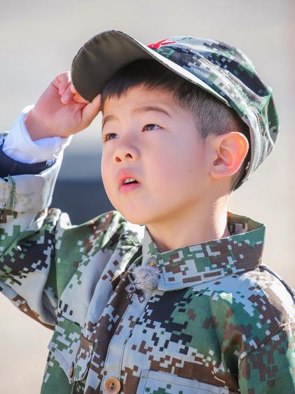 除了奥莉甜馨，其他这些萌娃的大名你造吗？赵薇女儿名字男女通用