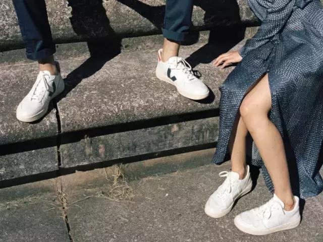 好看的小白鞋应该怎么买,如何买一双便宜又好穿的小白鞋