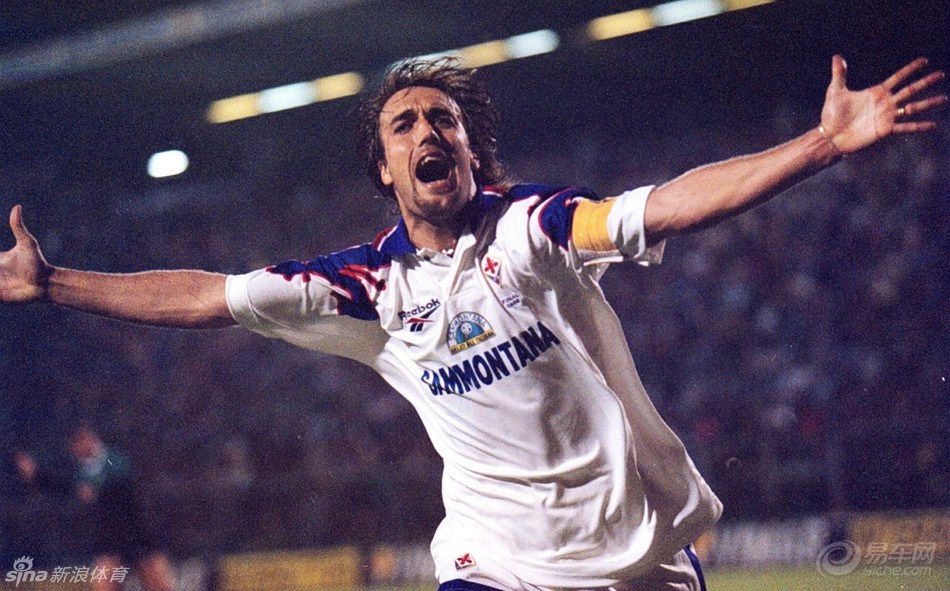 盘点足坛11位足球硬汉,世界足坛致敬马拉多纳