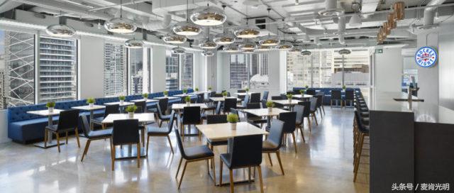 飞上天和太阳肩并肩,上天与太阳肩并肩的下一句