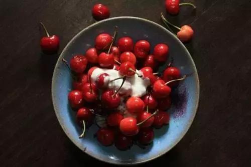 古代人谁爱吃樱桃,唐朝能吃到樱桃吗