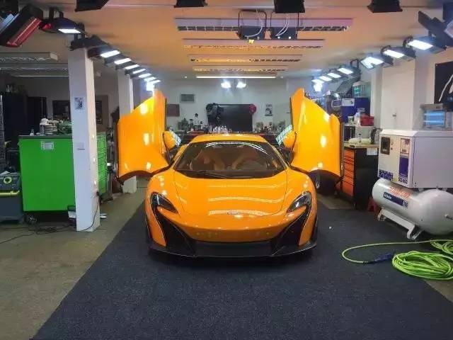 就算你月薪5万又怎样，在这儿也只够洗次车