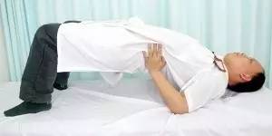 6招腰功操,赶走腰椎病