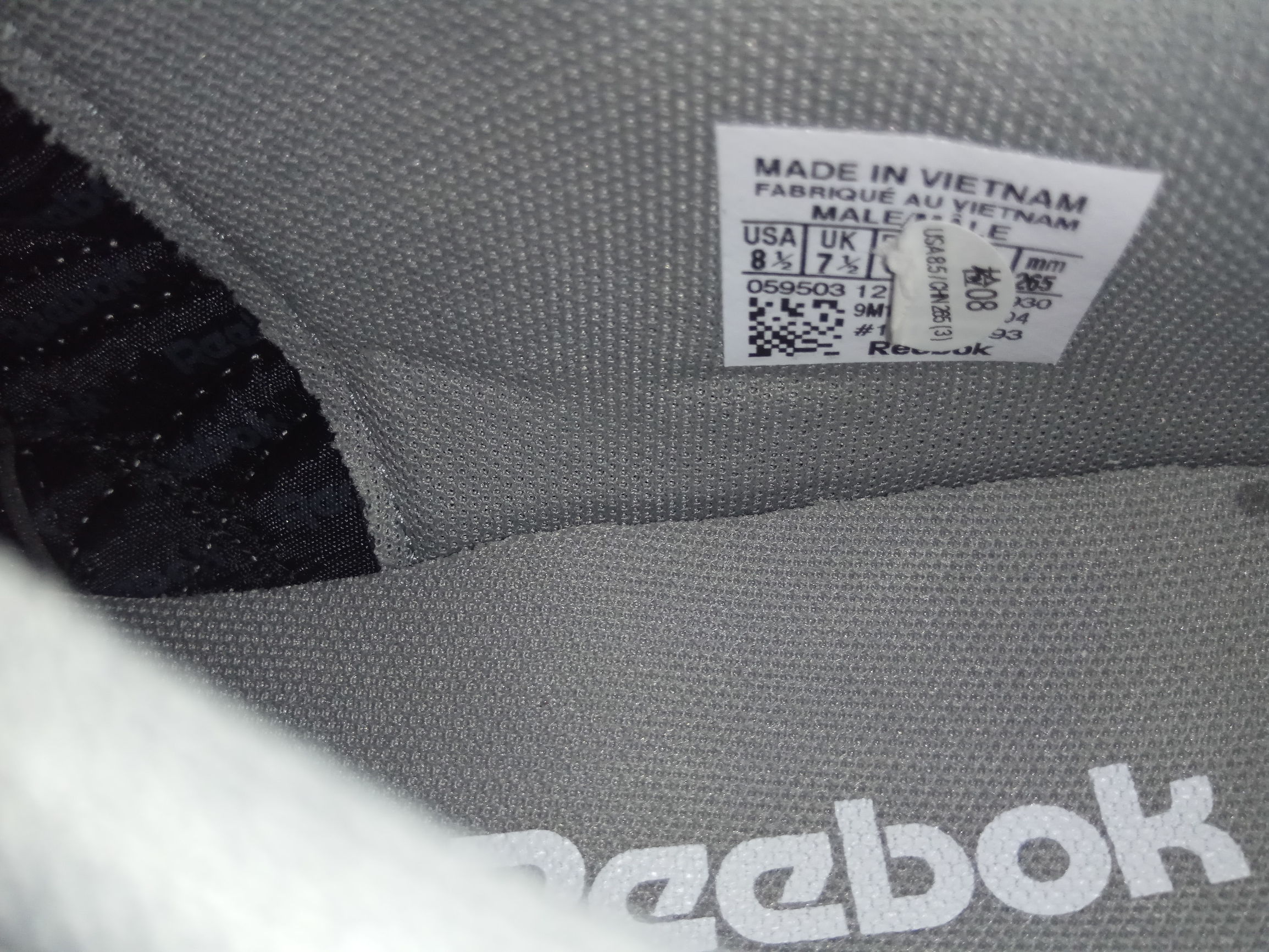 锐步reebok跑鞋gw3804,reebok锐步46码